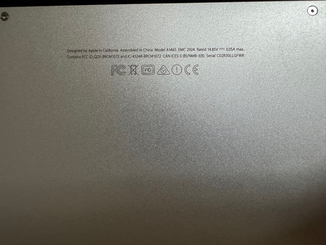 Apple MacBook Air (11インチ,2015) シルバー