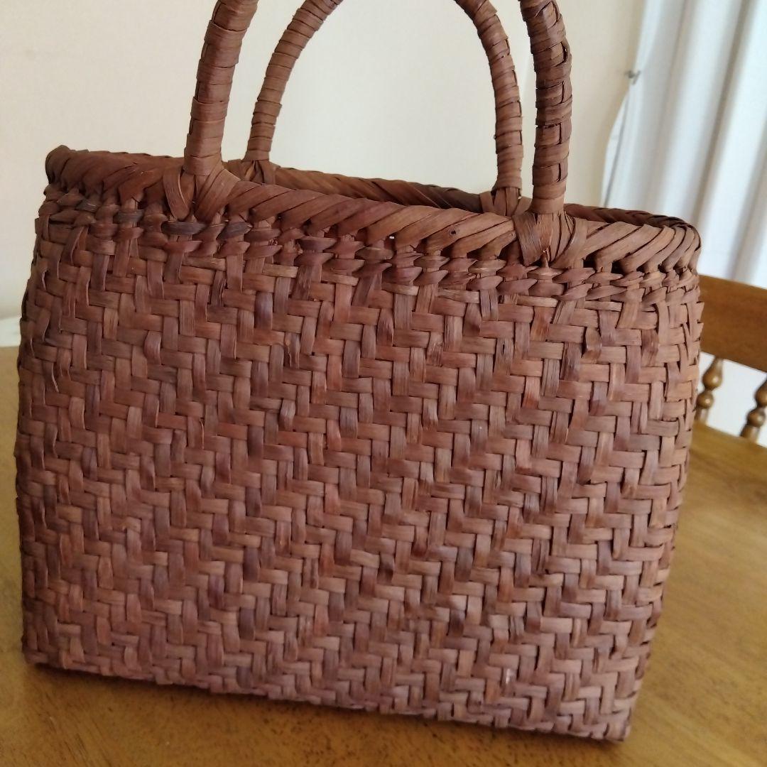 山葡萄　かごバッグ　エコメルカリ便限定！　山ぶどう　カゴバッグ