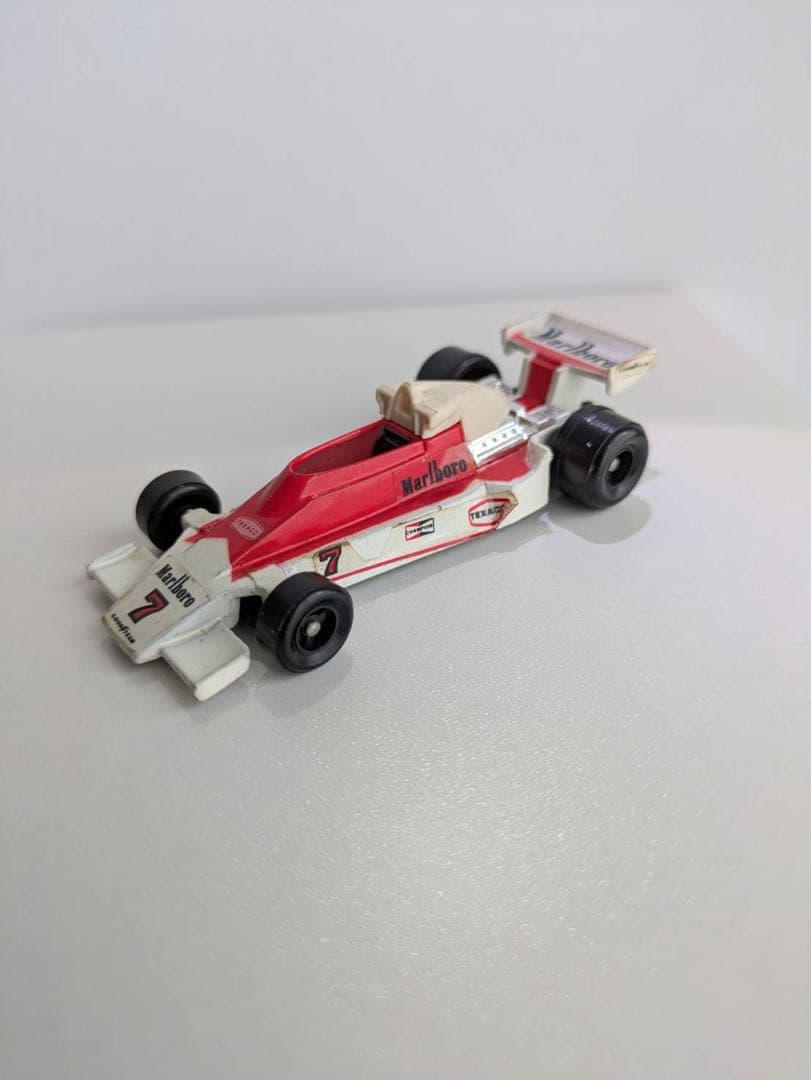 トミカ　グランプリシリーズ1 ミニカー８台セット