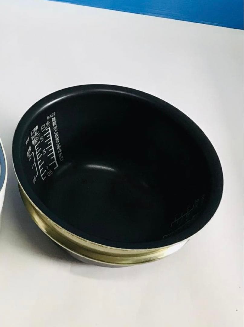 ZOJIRUSHI 圧力IH炊飯器 NP-WD10 5合炊き
