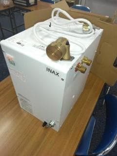 INAX 小型電気温水器　ＥＨＰＮ-ＣＢ12Ｖ４　最後の1台