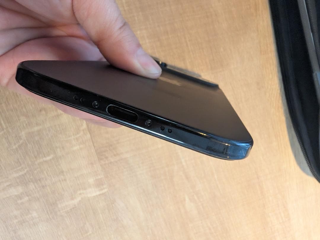 Apple iPhone Air ブラック 本体 (256GB)