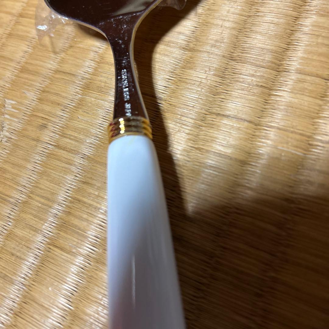 ケーキサーバーとナイフ