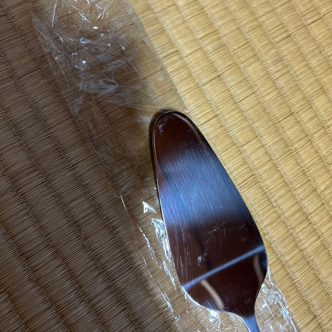 ケーキサーバーとナイフ