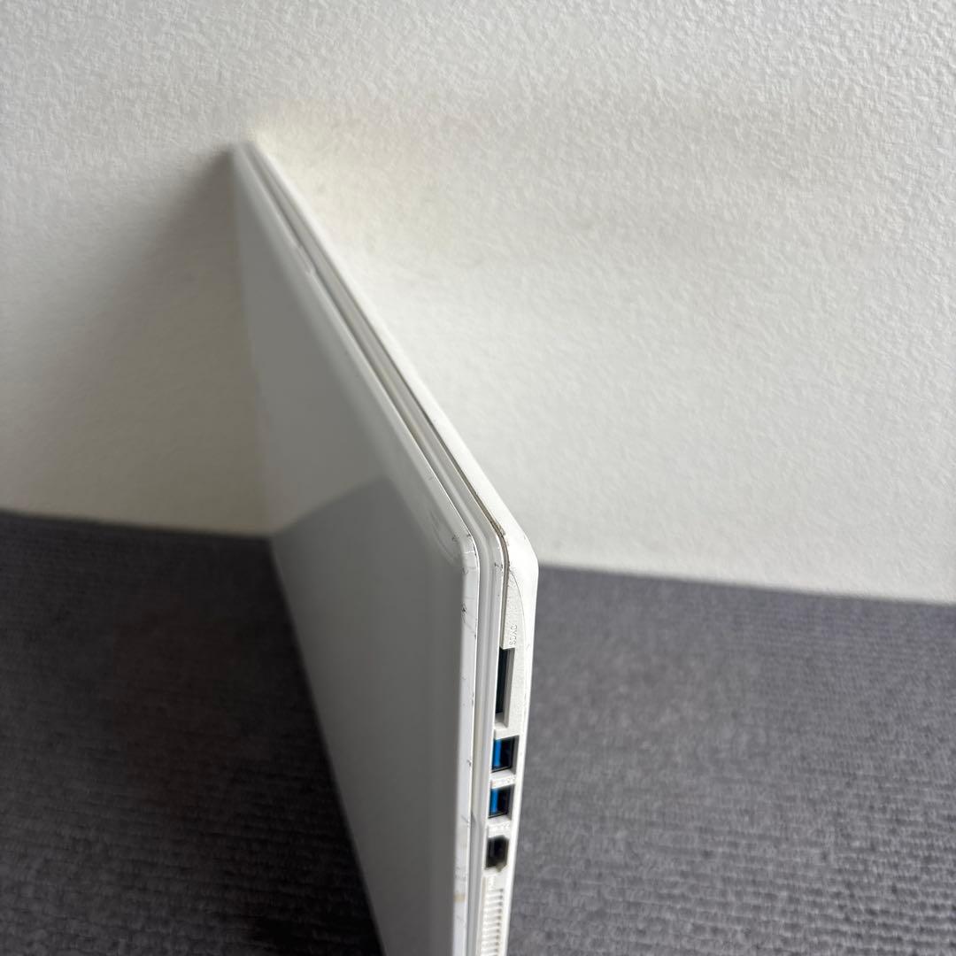 NEC LAVIE NS630/J i7第8世代　メモリ8GB #7255