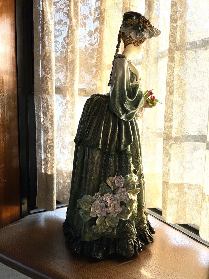 西洋人形 アンティーク風 60cm ハンドメイド 紙粘土 グリーンドレス置物