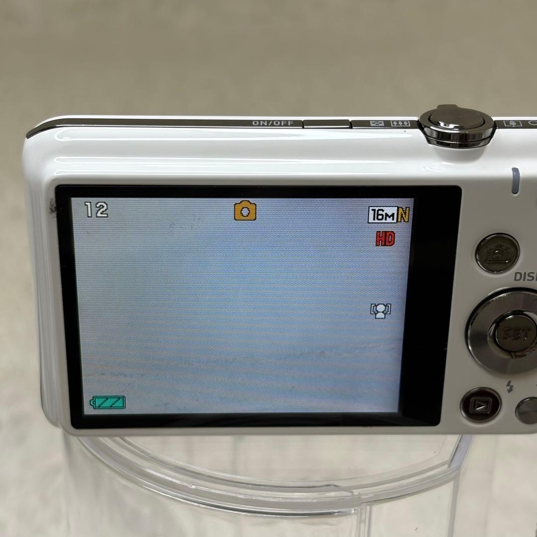 美品　CASIO カメラ　EX-ZS25 バッテリー　ホワイト　コンデジ　動作品