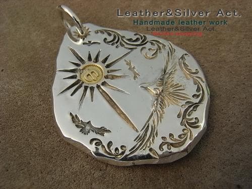 イーグルペンダントトップ　ハンドメイドシルバーネックレス　925　たたき　トップ