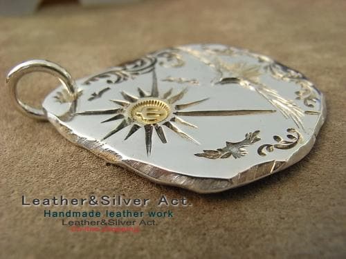 イーグルペンダントトップ　ハンドメイドシルバーネックレス　925　たたき　トップ