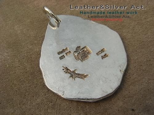 イーグルペンダントトップ　ハンドメイドシルバーネックレス　925　たたき　トップ