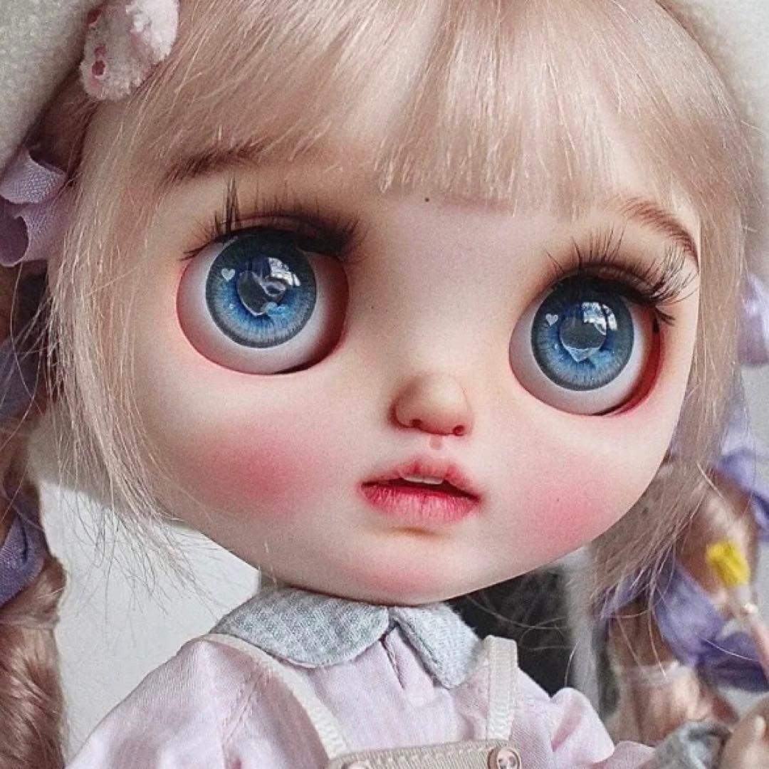 カスタムブライス 人形 ドール 海外作家様 かわいい キラキラ きれい