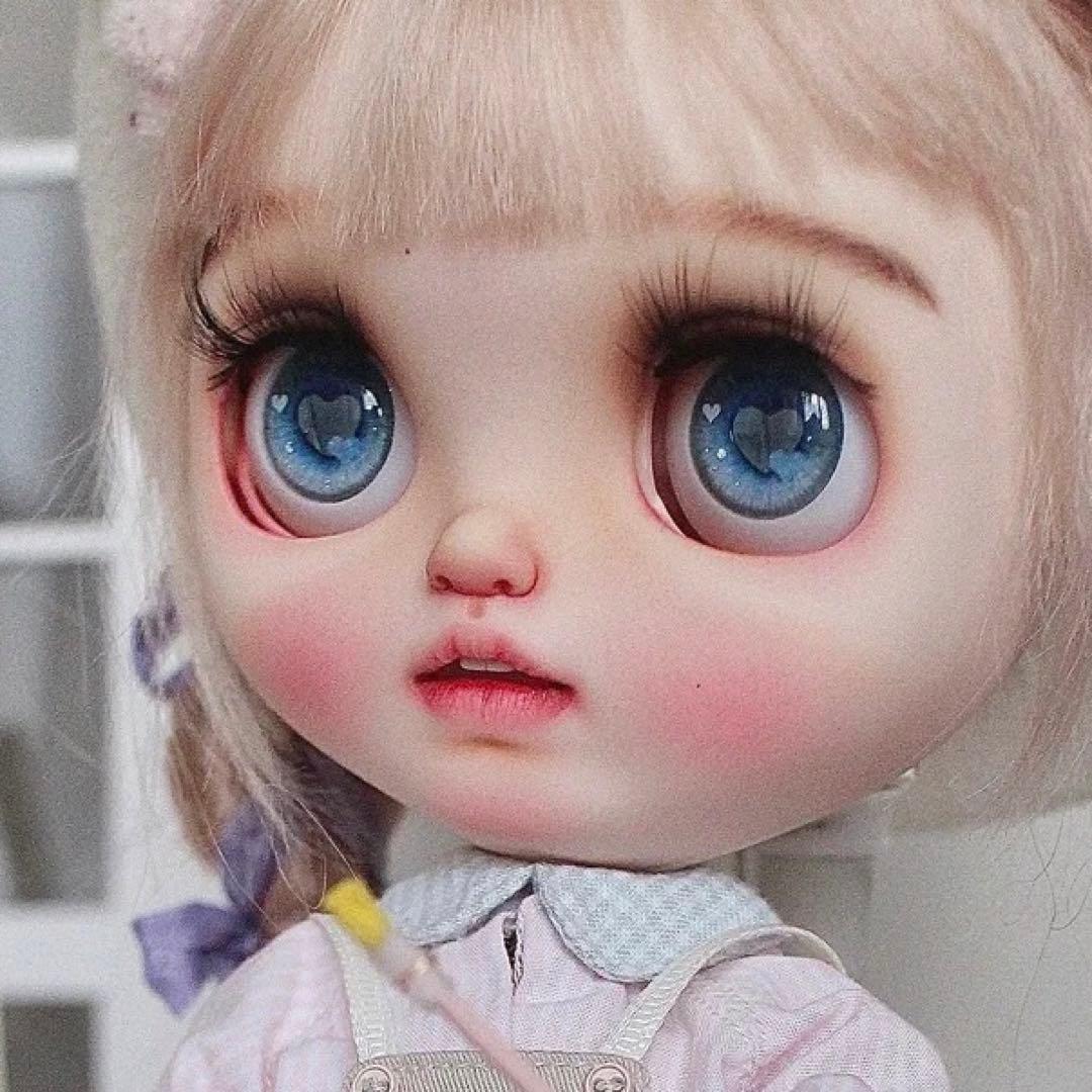 カスタムブライス 人形 ドール 海外作家様 かわいい キラキラ きれい