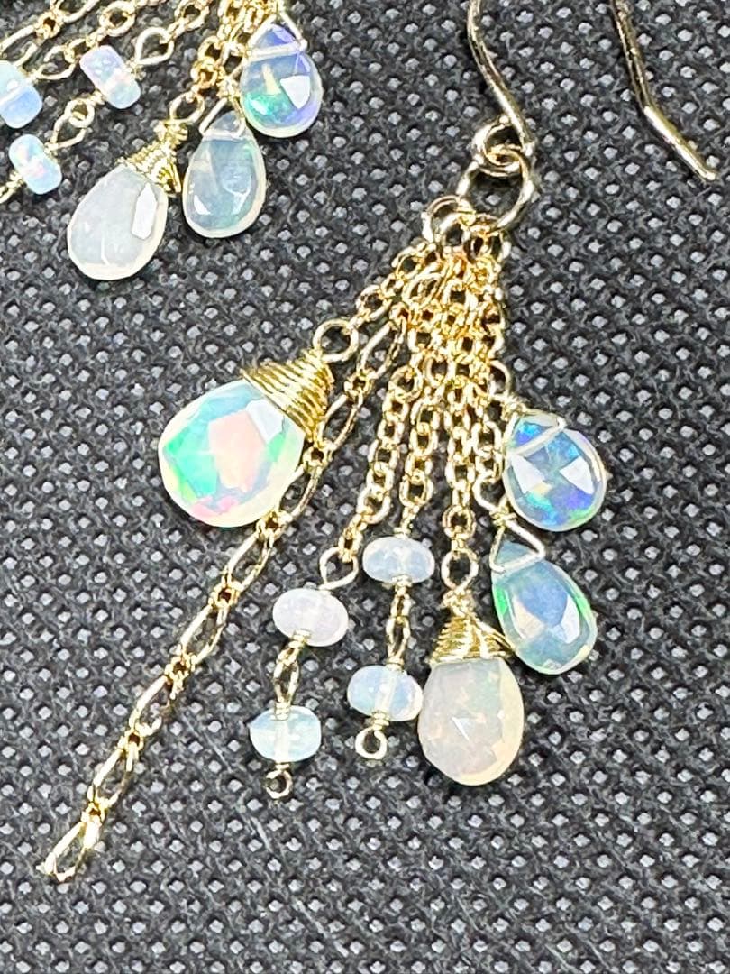 10月だよ‼️オパール祭り✨ ピアス P25318