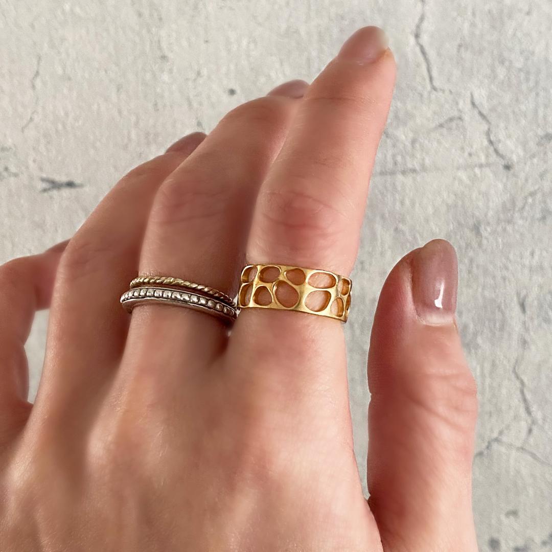 ゴールドリング 透かし模様 ニュアンスリング【シルバー+k18コーティング】