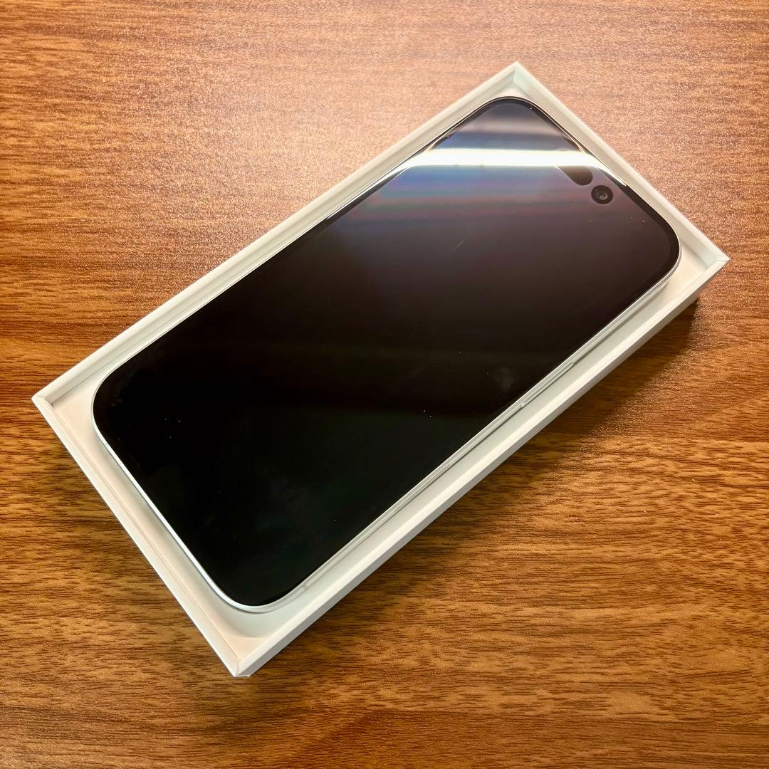 iPhone16 128GB ホワイト SIMフリー