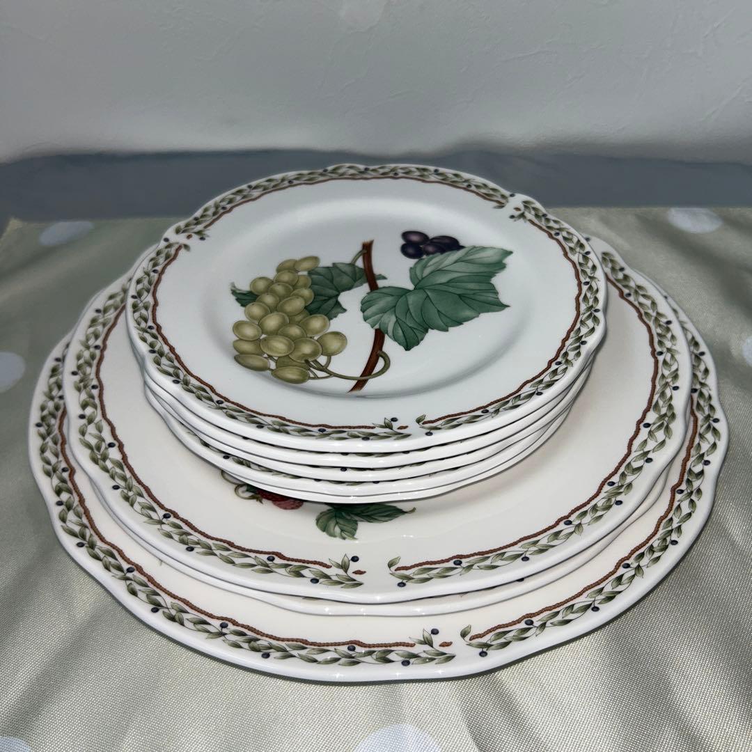 ノリタケ ロイヤルオーチャード　プレート　3サイズ　8点セット