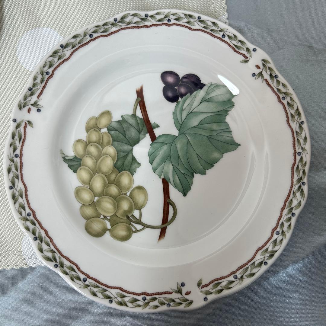 ノリタケ ロイヤルオーチャード　プレート　3サイズ　8点セット