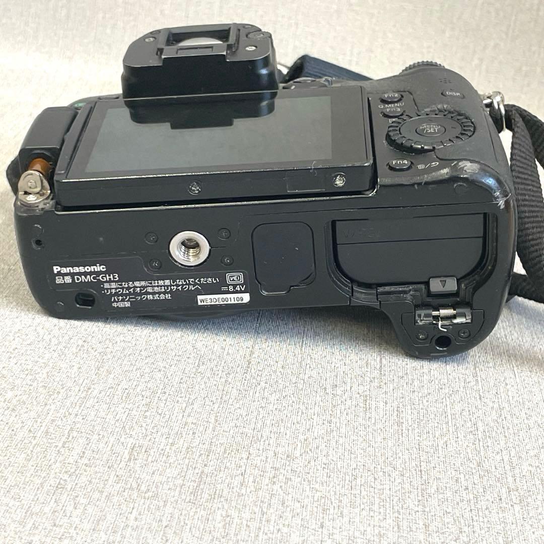 【H】Panasonic デジタル一眼 LUMIX DMC-GH3 ボディのみ