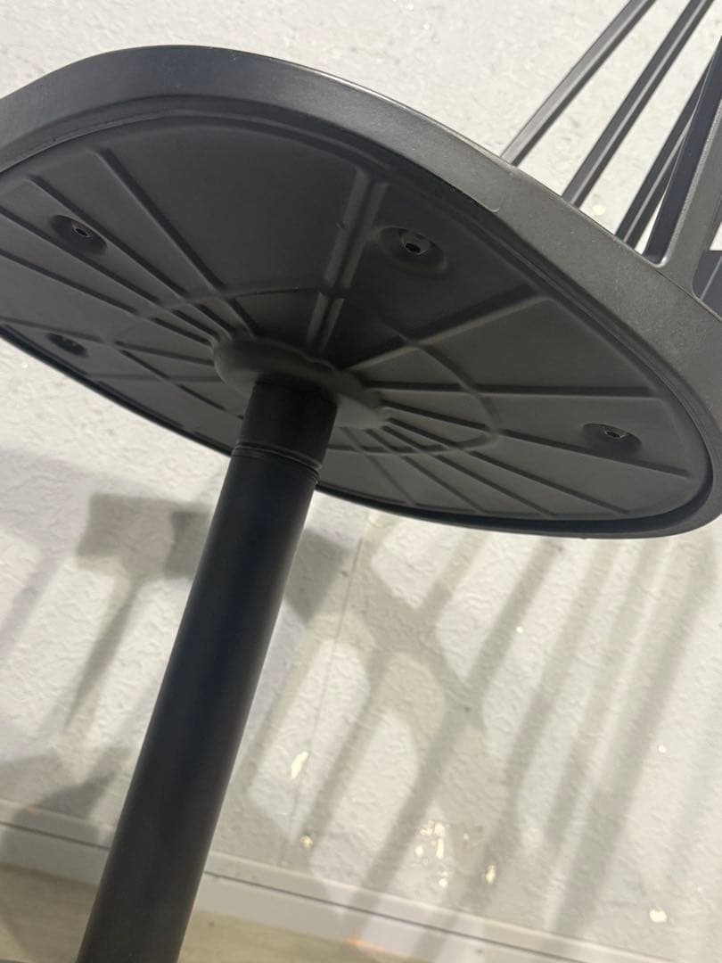 Kartell カルテル　カムバックチェア　スイーベルベース