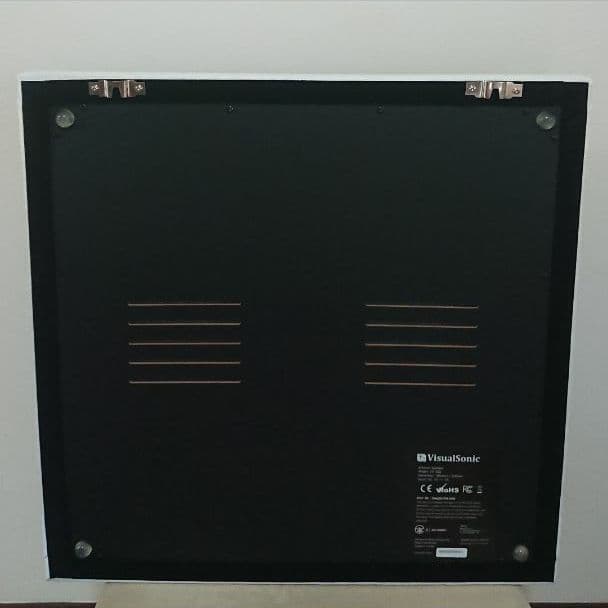 アーモンドアイ  オリジナル壁掛けスピーカー