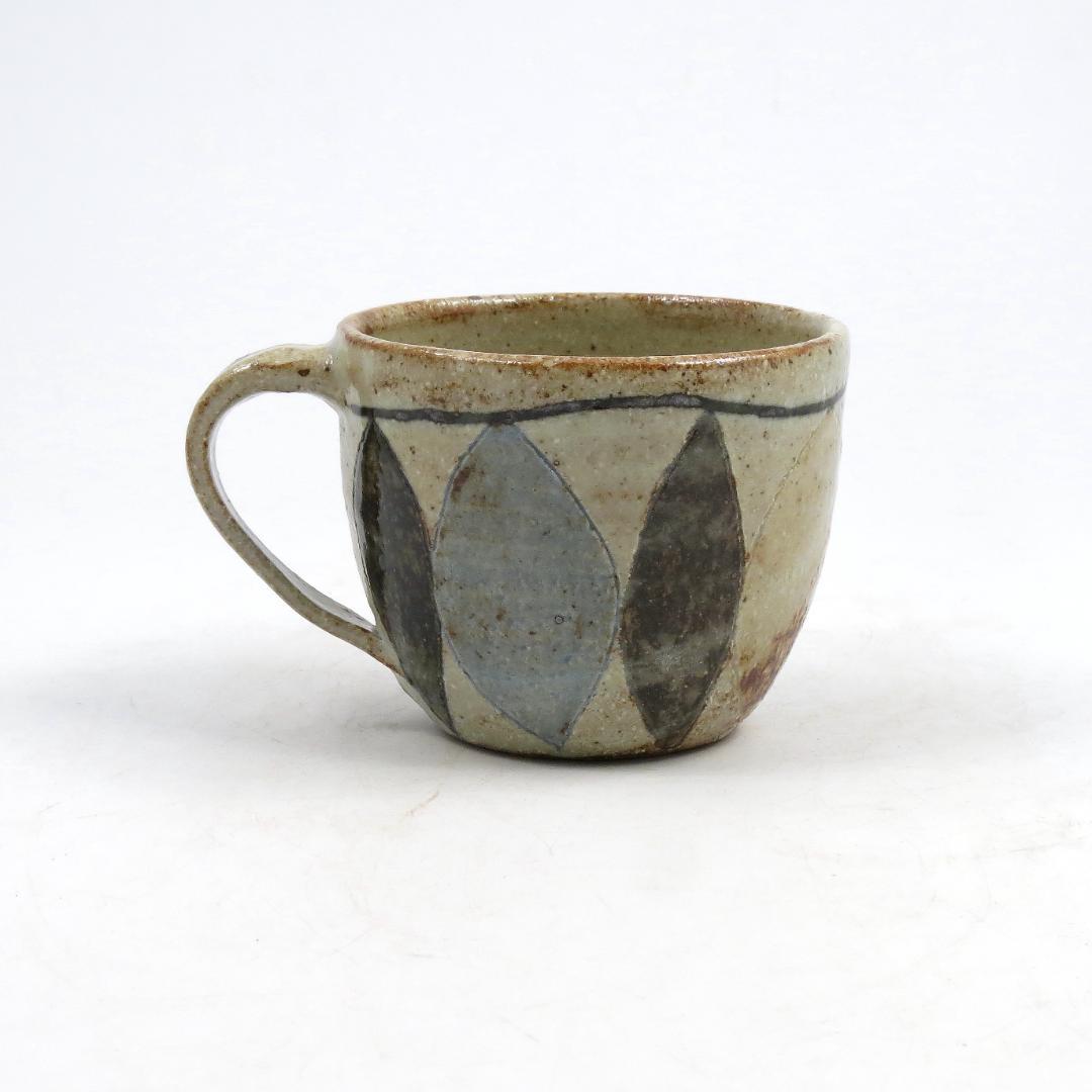 新品　食器　陶器　作家　楕円平鉢(大・小)とマグカップのセット(ひし模様) A