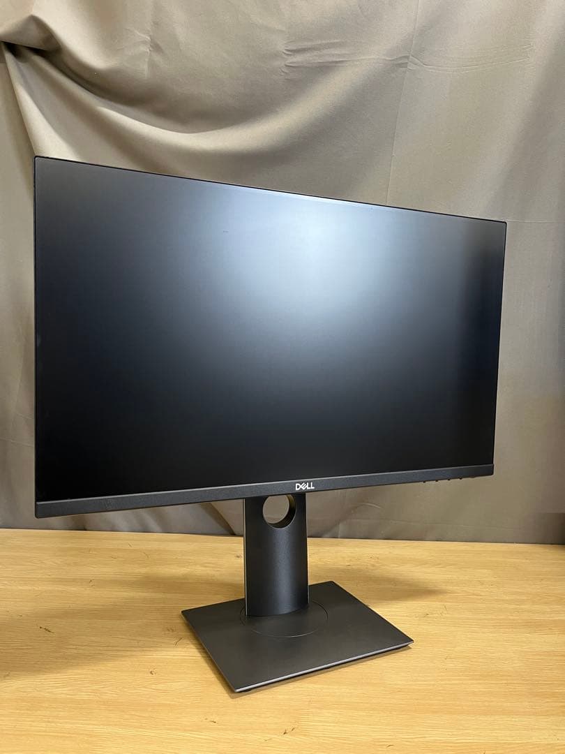 dell p2319H 23インチモニター　回転機能 高さ調整