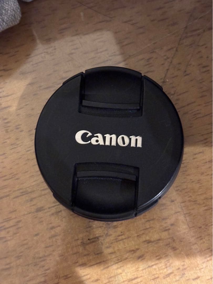 美品　Canon EF-M 55-200mm 1:4.5-6.3 IS STM