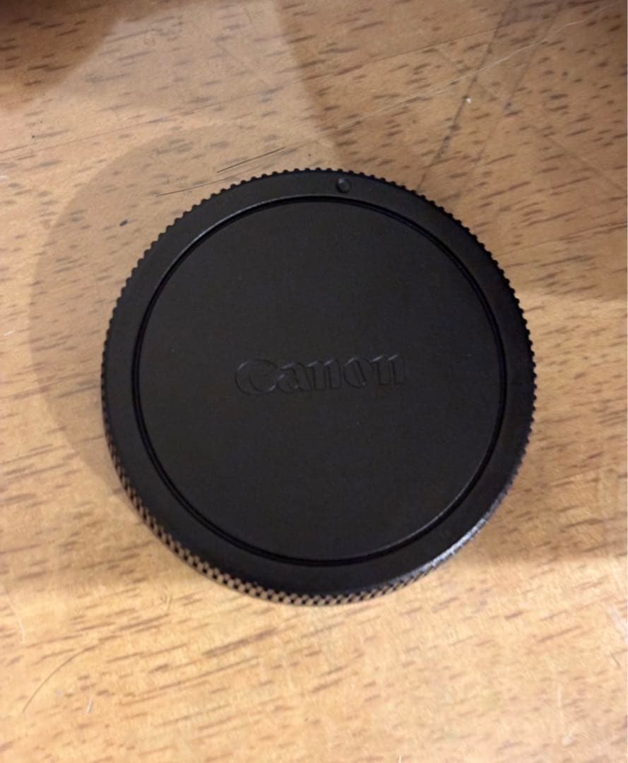 美品　Canon EF-M 55-200mm 1:4.5-6.3 IS STM