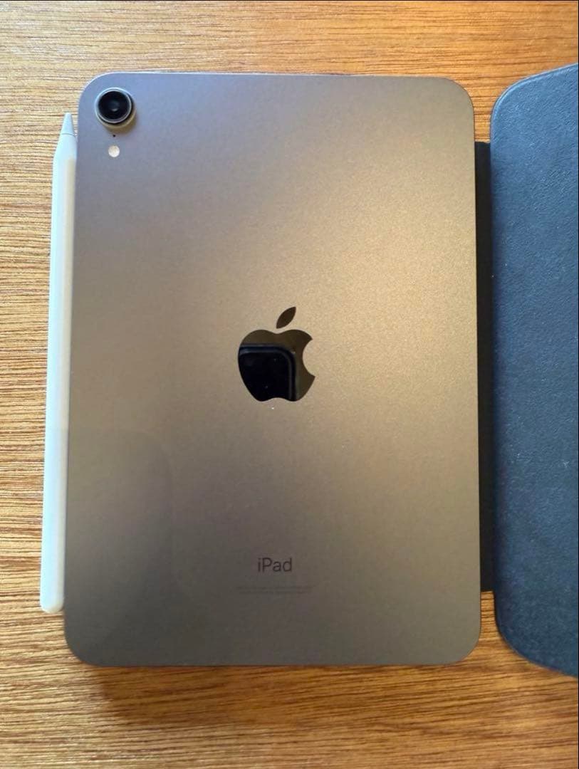 あ*な様 バッテリー100パー　純正ケース付き　ipad mini 6