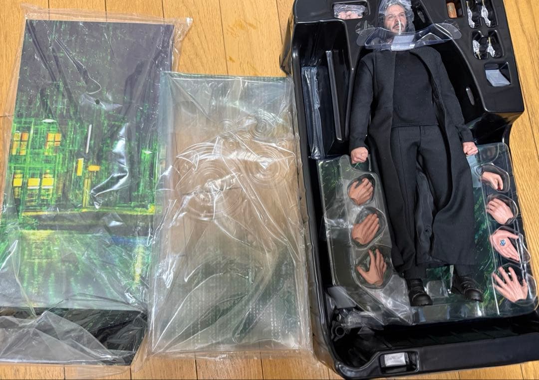 『マトリックス レザレクションズ』１／６スケールフィギュア　ネオ