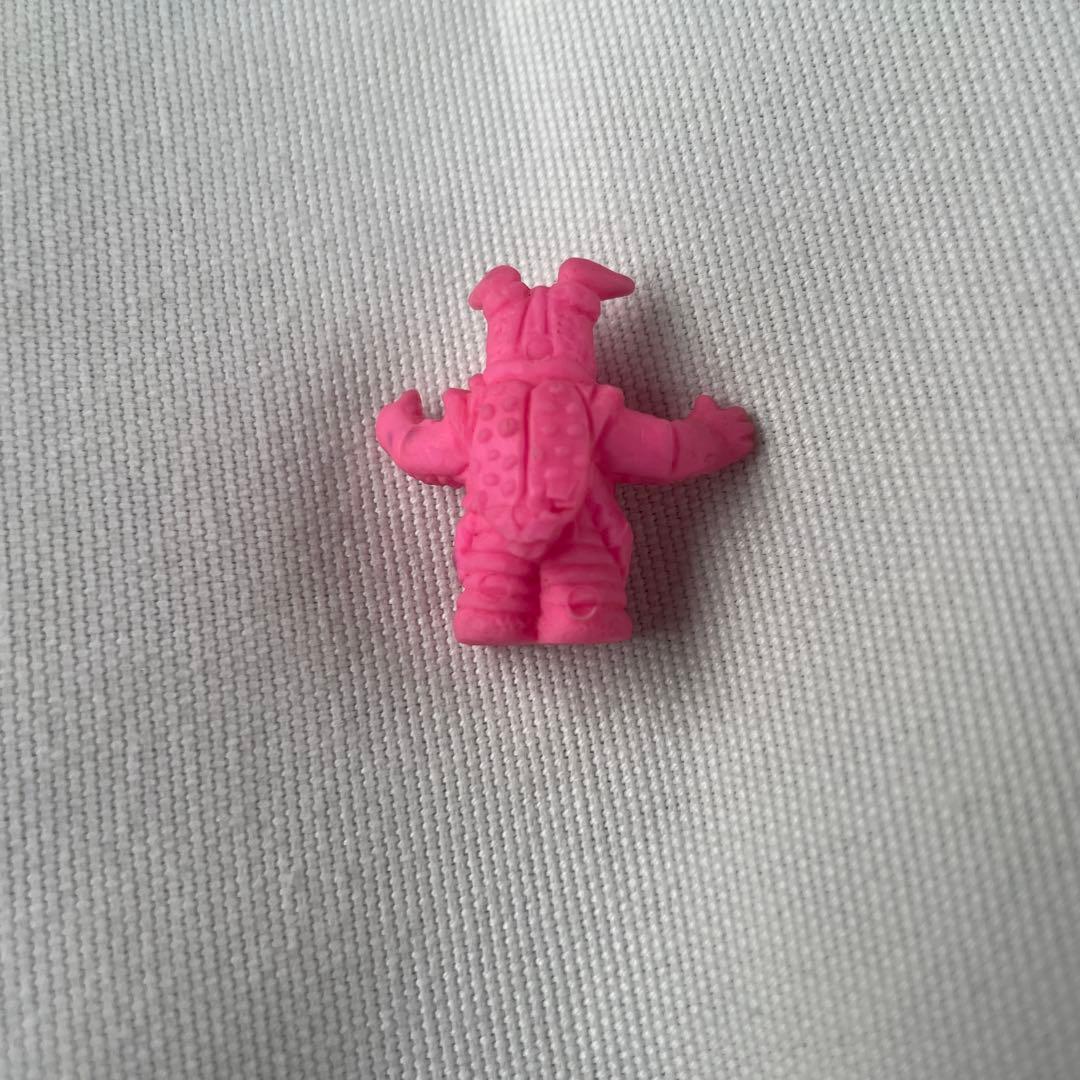 ウルトラマン怪獣消しゴムシリーズ　ゼットン（ピンク）