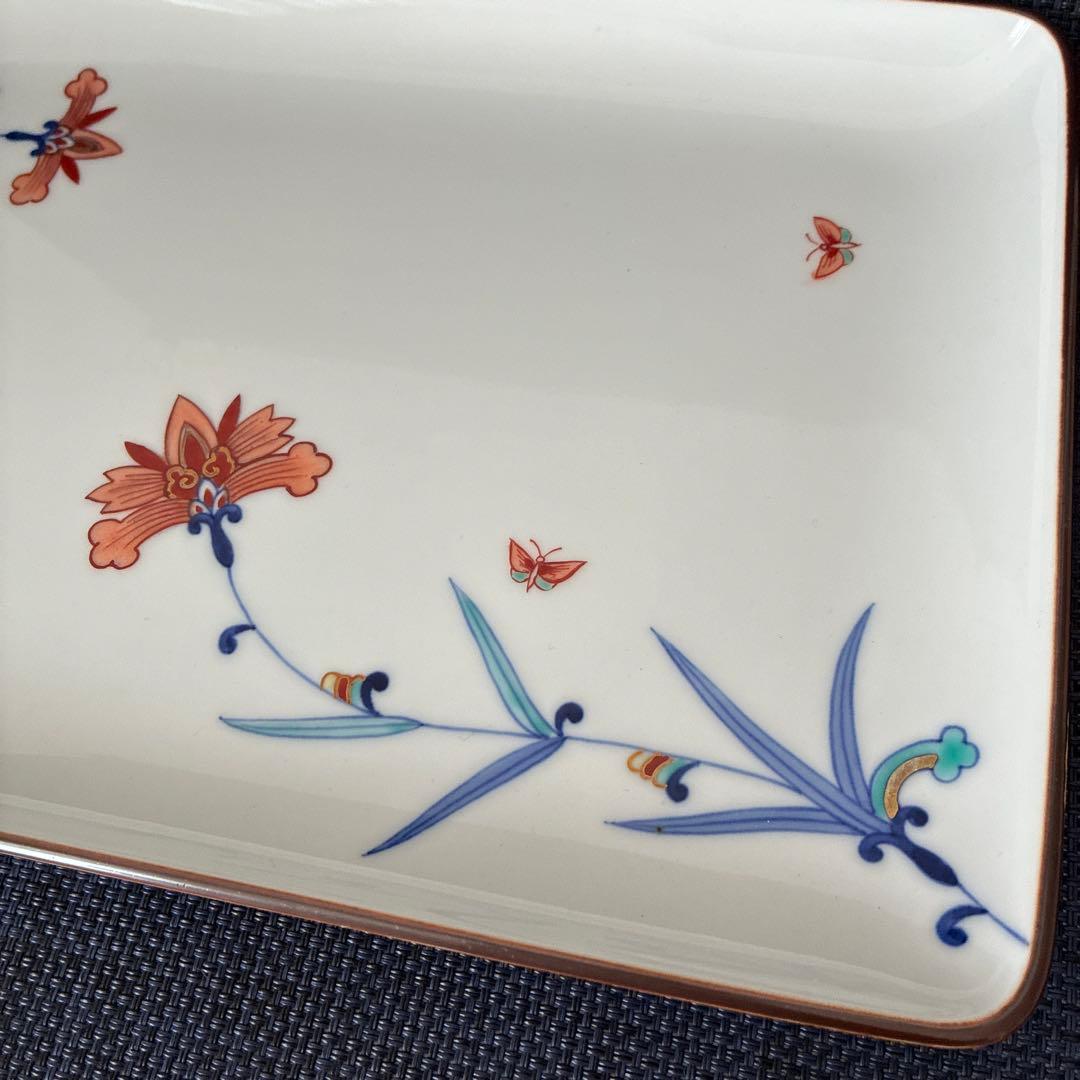 十四代辻常陸　染錦花唐草文盛皿　角大皿