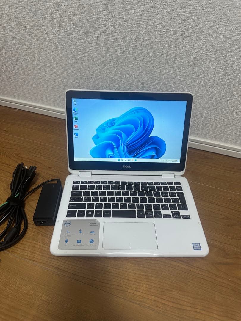 DELL Inspiron3179 タッチパネル メモリ4G SSD128GB