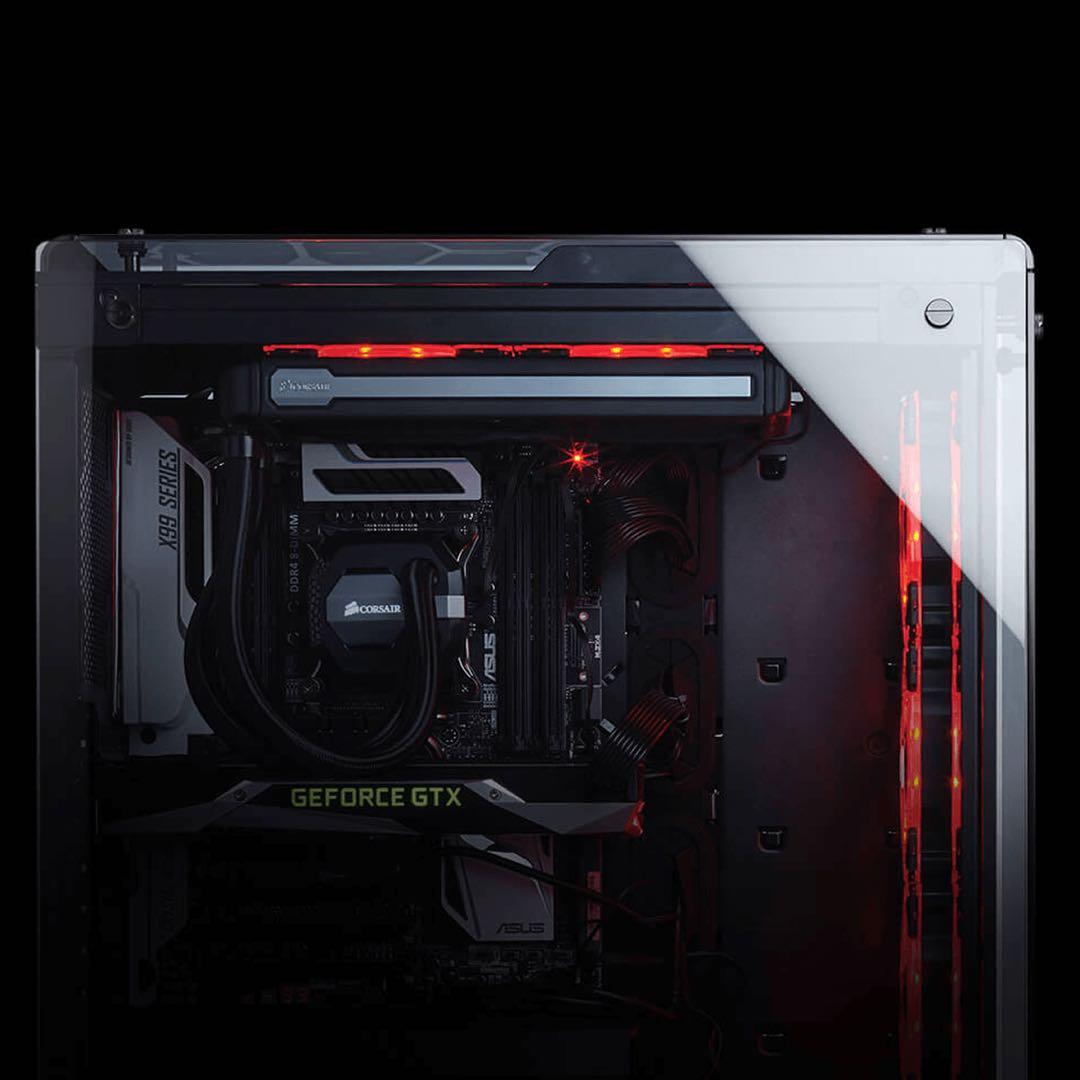 Corsair RGBファン付きフルタワー型全透明PCケース570XRGB