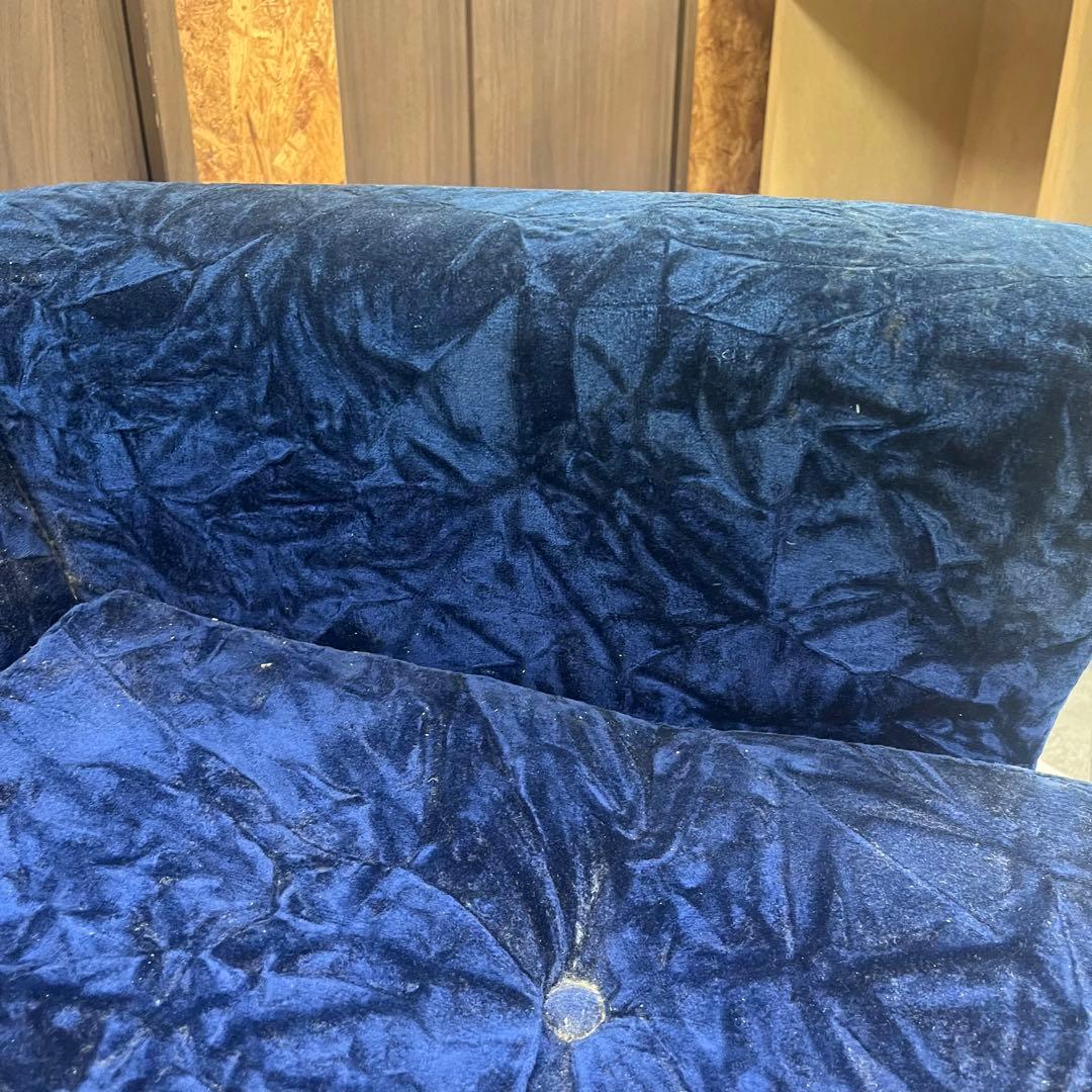 昭和レトロなソファー　青