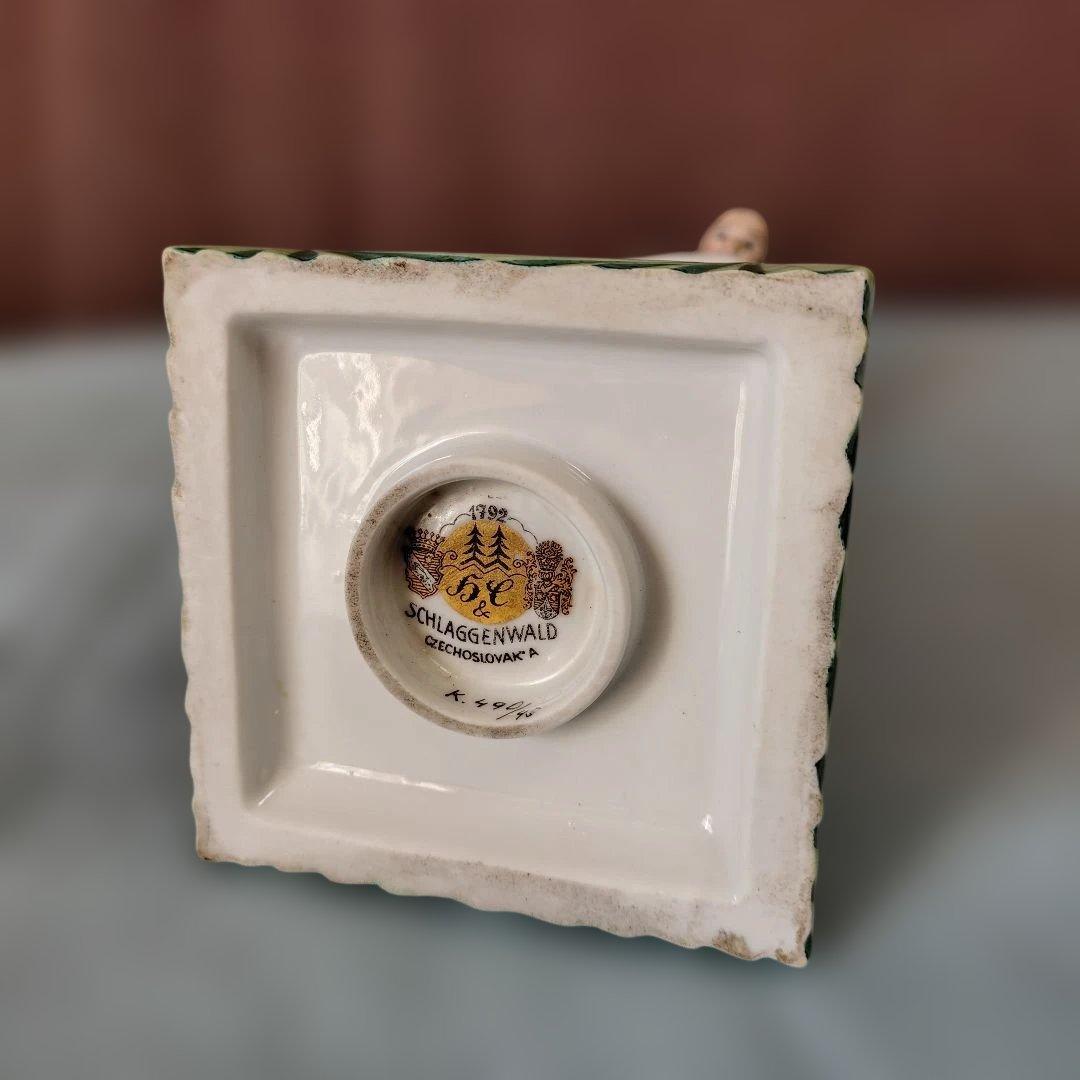 出品デビュー特別セール/チェコスロバキア/シュラーゲン ヴァルト陶製置物2点