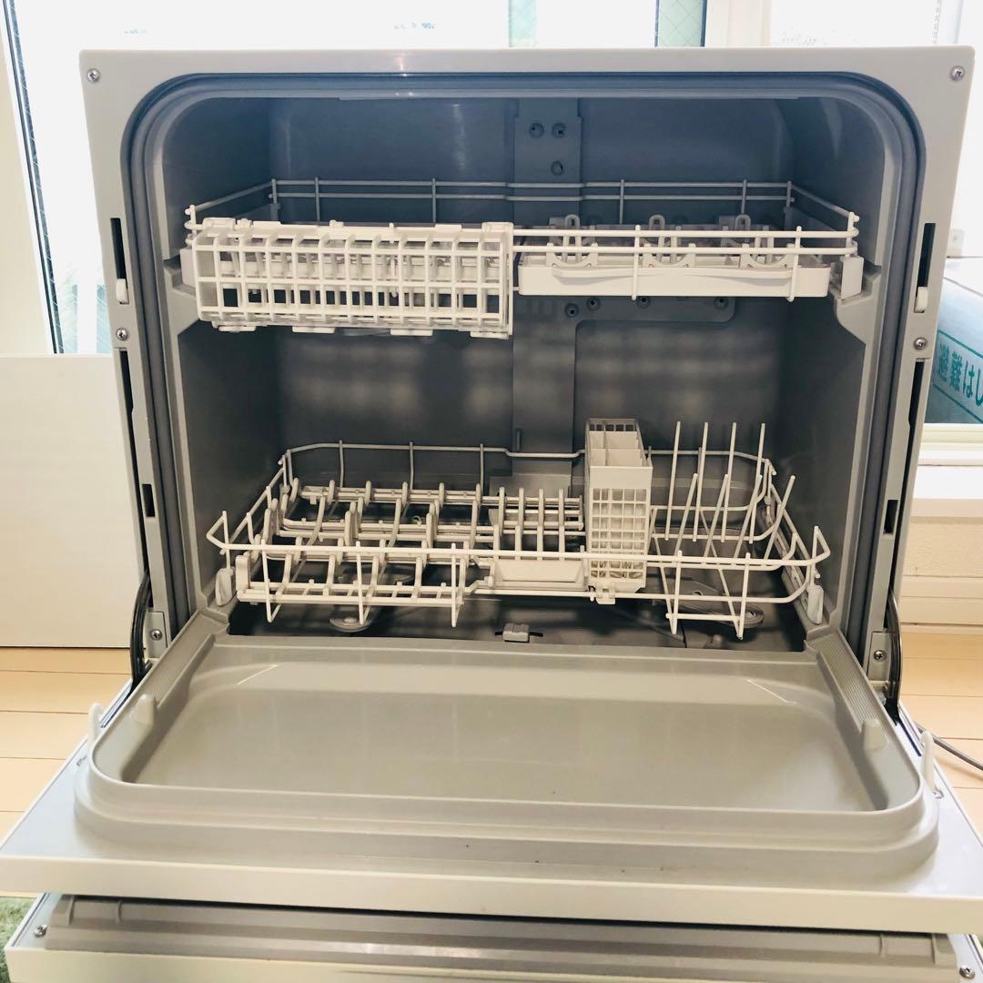 【送料込み、動作確認済、付属品あり！】Panasonic 電気食器洗い乾燥機 白