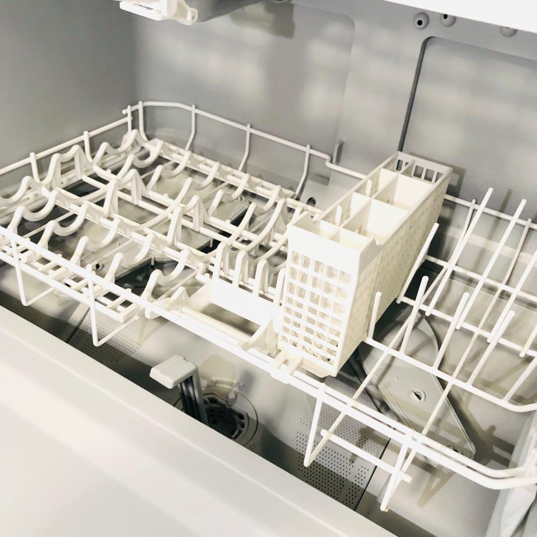 【送料込み、動作確認済、付属品あり！】Panasonic 電気食器洗い乾燥機 白