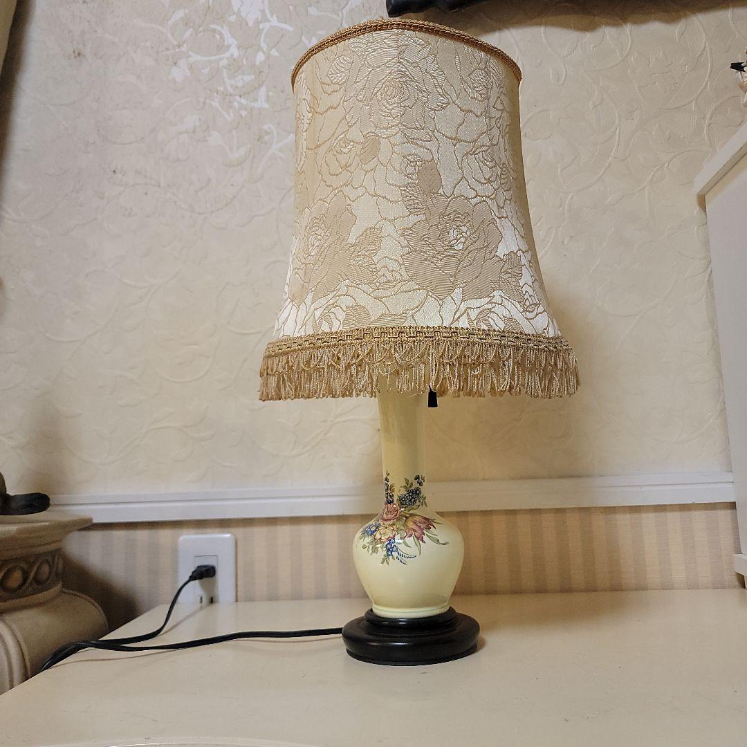 アンティークフロアライト　薔薇のフラワーパターンシェード　ヴィンテージ　レトロ