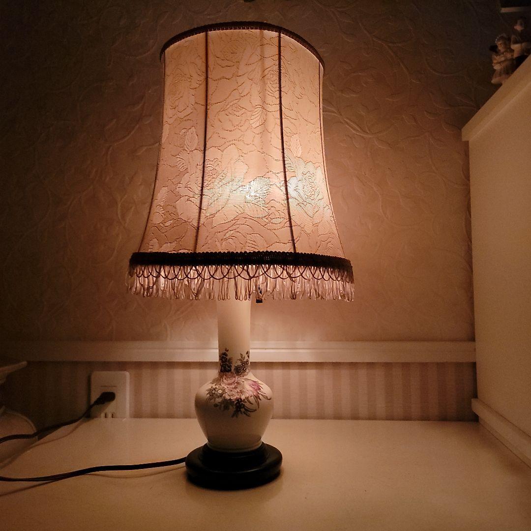 アンティークフロアライト　薔薇のフラワーパターンシェード　ヴィンテージ　レトロ