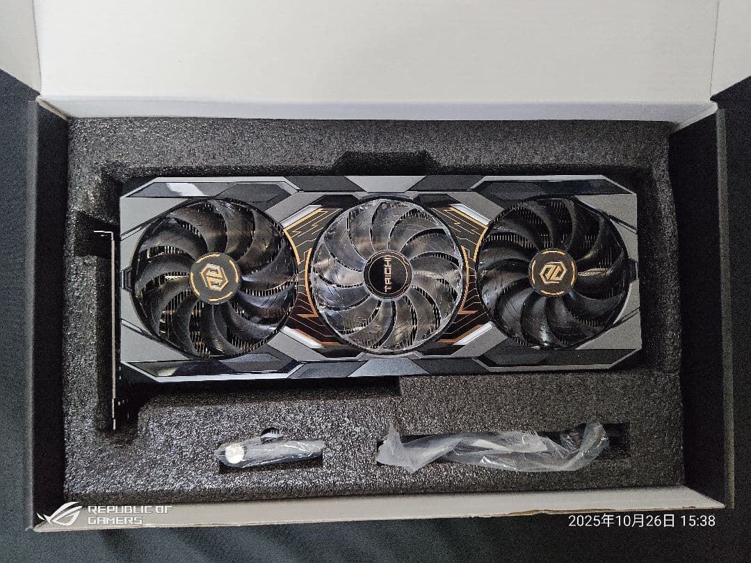 グラフィックボード・グラボ・ビデオカード ASRock Radeon RX 9070 XT 16GB