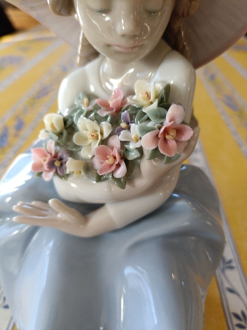 リヤドロ　花の香りにつつまれて　☆ほぼ新品です