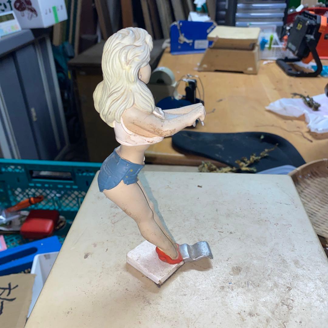 女性キャラクター フィギュア