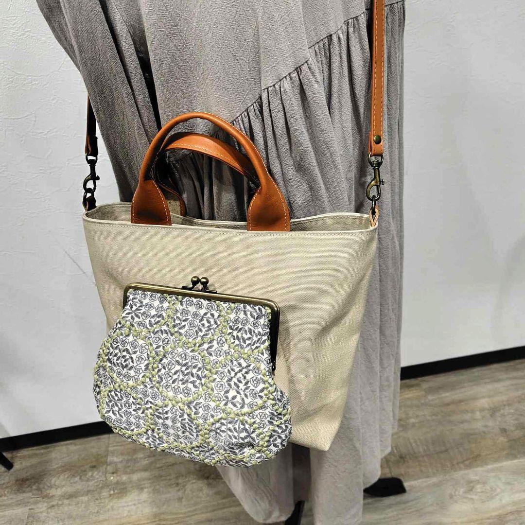 【専用】/スリーピングローズ×タンバリン/がま口ポケット付きトート