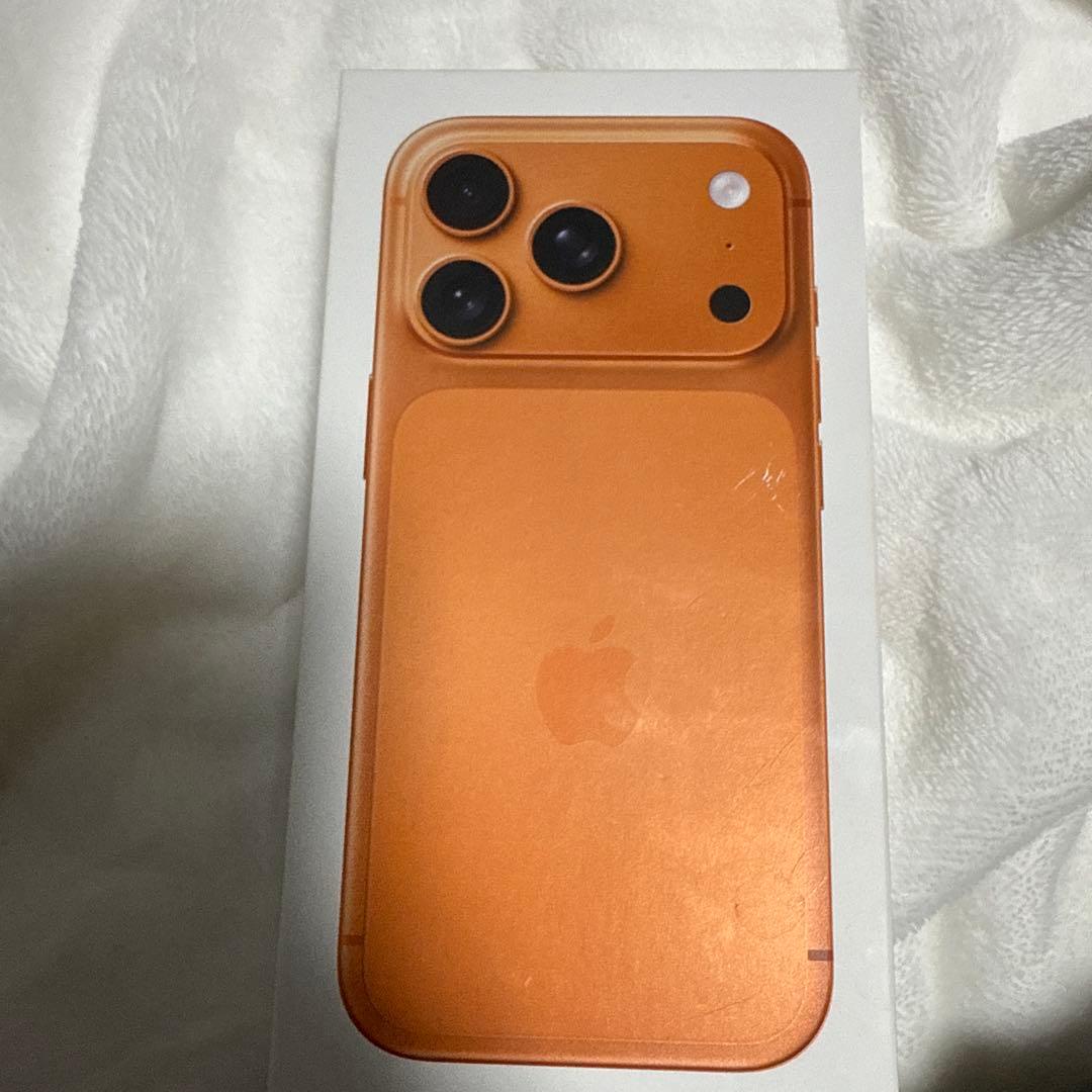 新品未開封iPhone 17 Pro 1tb コズミックオレンジ