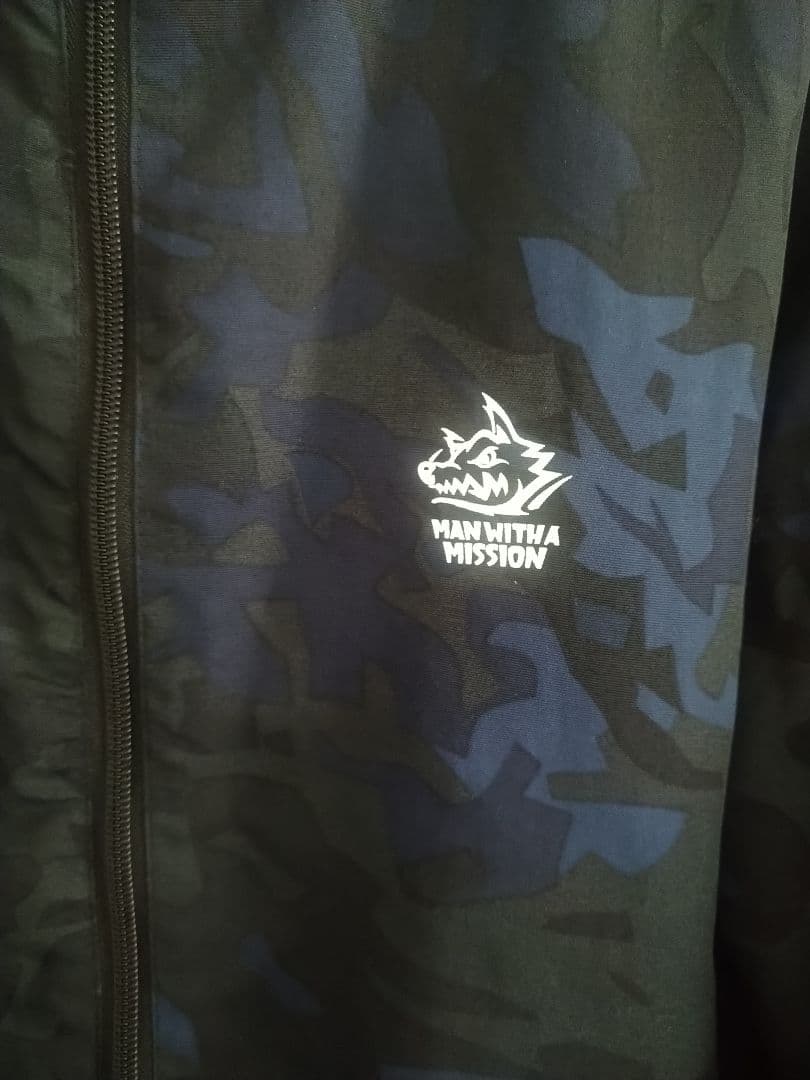 MAN WITH A MISSION マウンテンパーカー