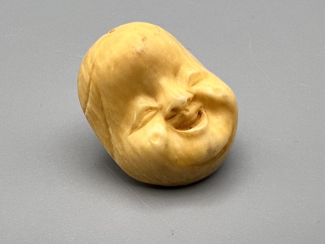 おふくめん　牙彫　煙草入れ金具　2点セット