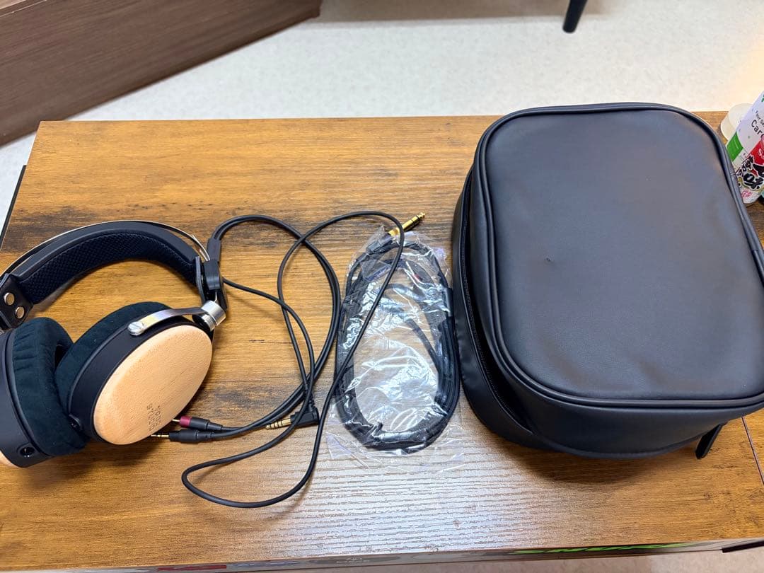 美品 TAGO STUDIO T3-01ヘッドホン バランスケーブル付