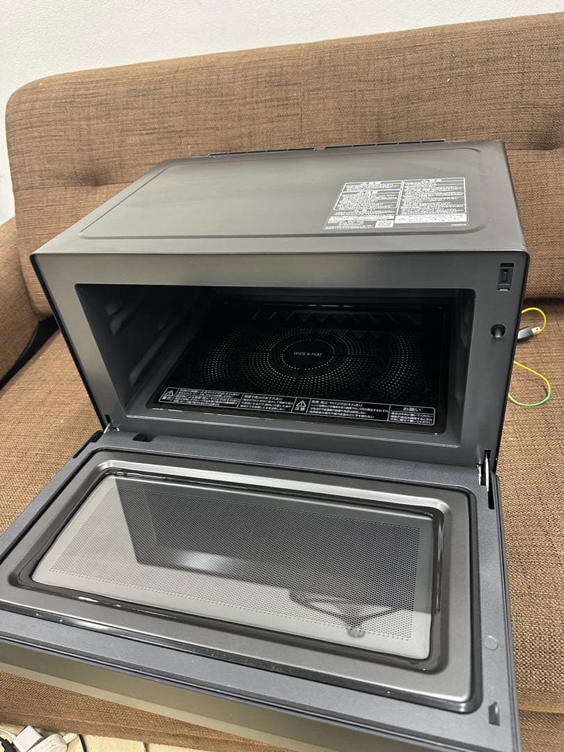 ☆ 【美品】TOSHIBA ER-S10A(K) 2025年製　電子レンジ