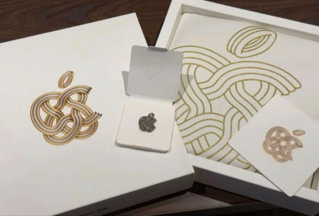 Apple 銀座店　リニューアルオープン記念　ノベルティ 3点セット　新品